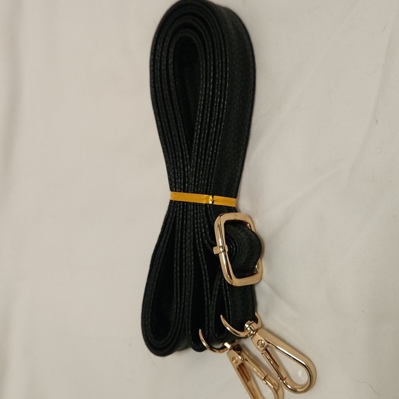 New! Vegan leather black purse with 2 shoulder straps crossbody handbag gold - Picture 10 of 10